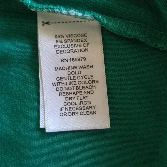 Cable & Gauge Green Embroidered Yoke Tank Top EUC - Picture 6 of 6